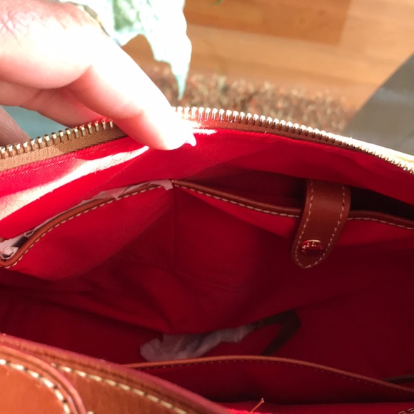 Dooney & Bourke - Picture 7 of 8